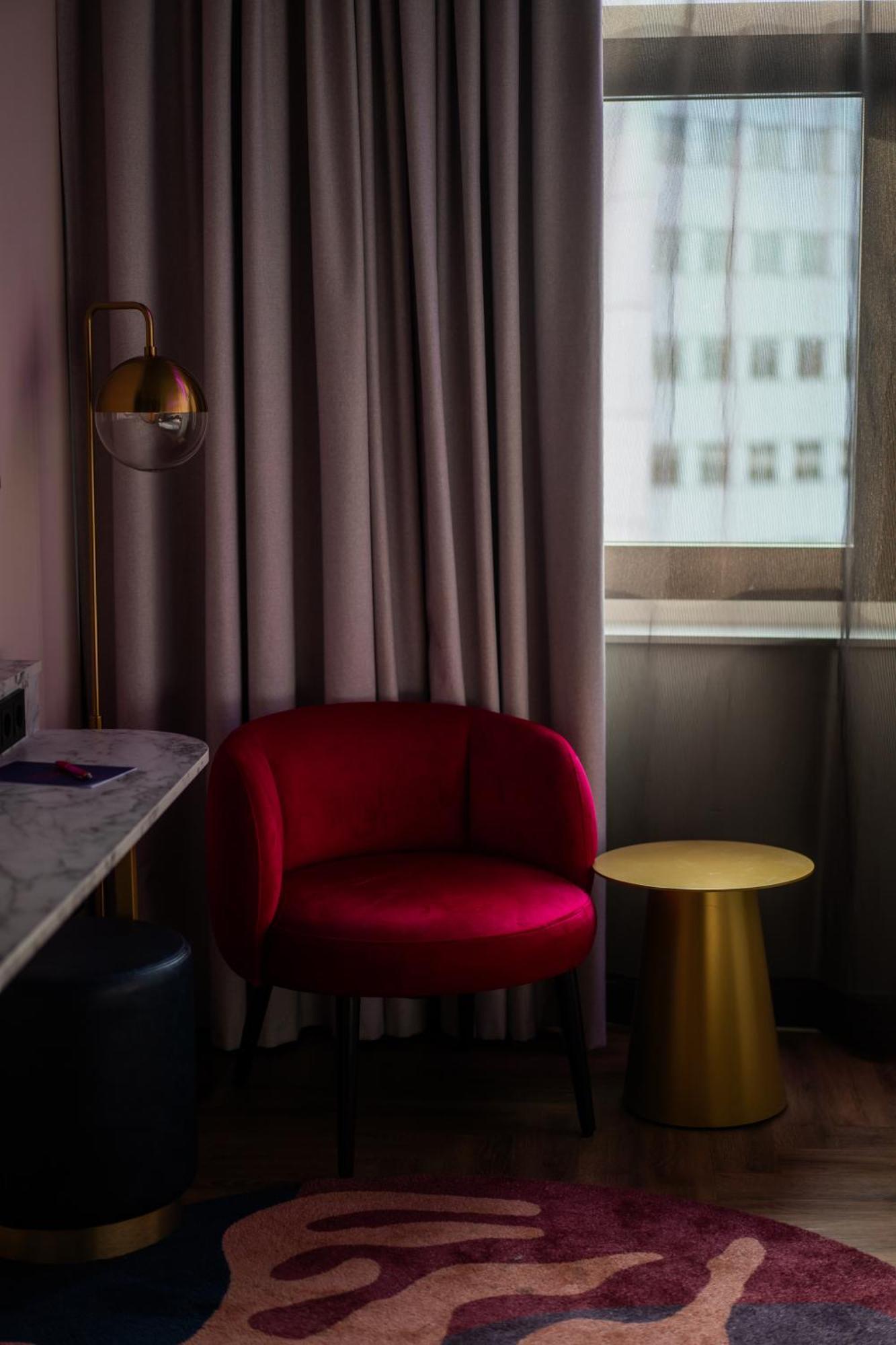 Hotel Vic เลเดน ภายนอก รูปภาพ